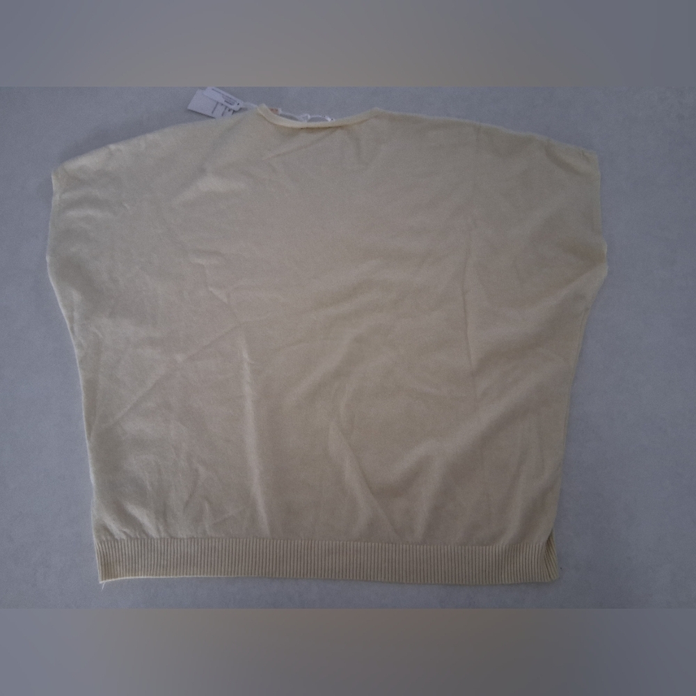 NWT Vila Milano/ Cream V-Neck Sweater/ Size US XL - Picture 3 of 9